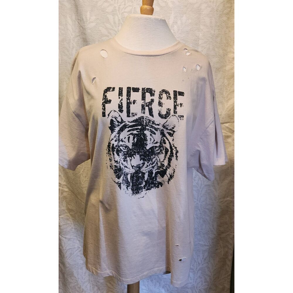 E44 Bae Vely "Fierce" tiger  screenprint distressed ripped cream t shirt NWOT